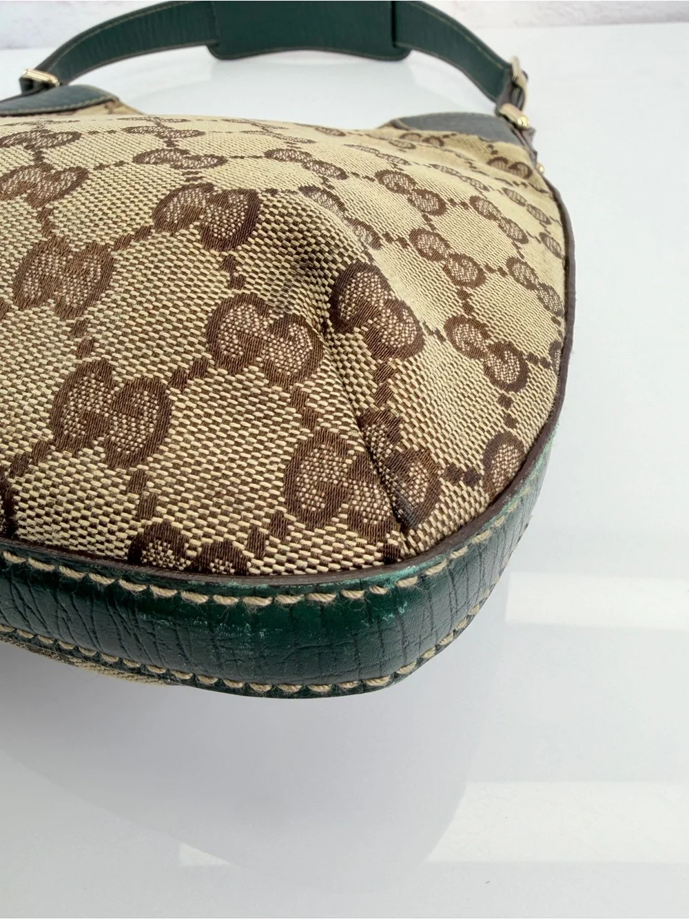 Gucci Beige/Ebony GG Canvas Green Leather Horsebit Hobo Bag